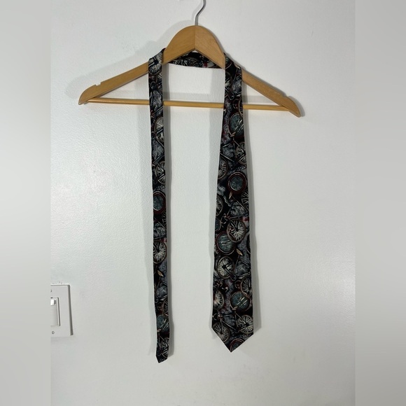 Vintage Bill Blass Bicycle Clock Necktie Mens Neck Tie Silk Bike Cycle Time - Picture 5 of 6